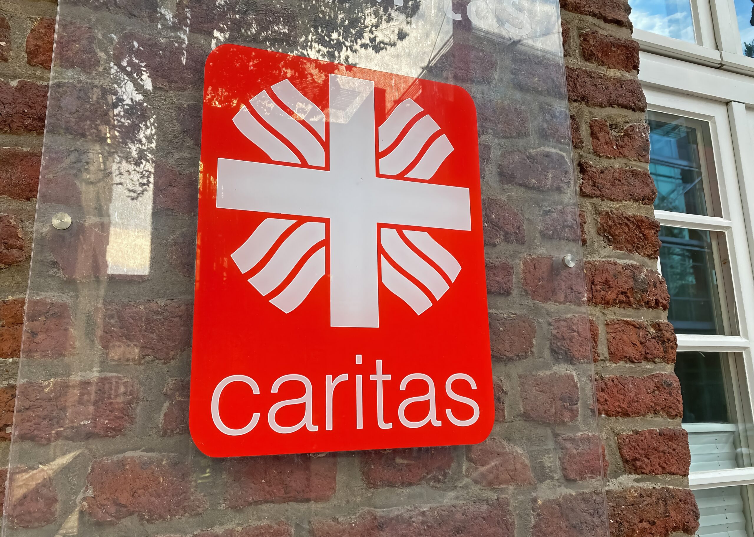 Caritas pomaga dzieciom