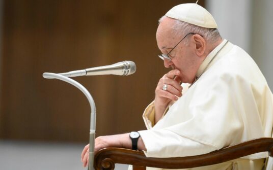 Papież wezwał do solidarności z ofiarami trzęsienia ziemi w Turcji i Syrii
