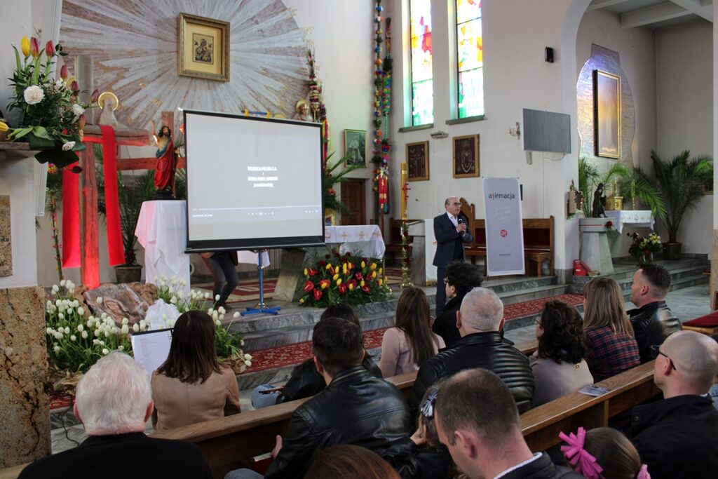 Spotkanie z Janem Pospieszalskim w parafii Matki Bożej Nieustającej Pomocy w Łąkcie