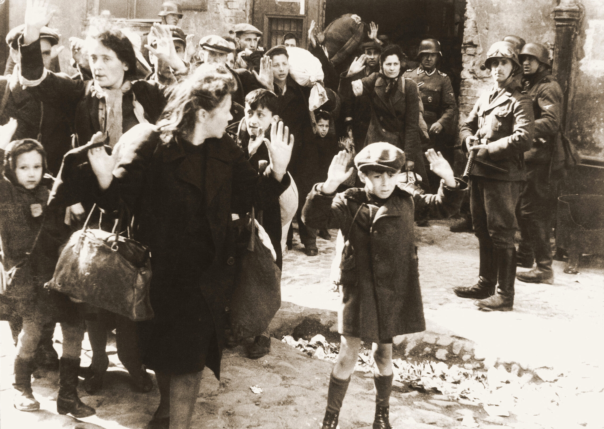 Wywózka Żydów z getta warszawskiego w trakcie powstania