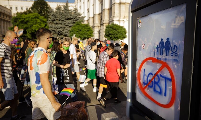 Europejski Trybunał Praw Człowieka zmusza do homozwiązków