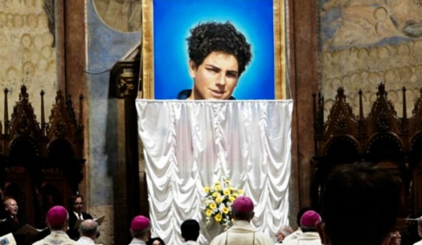 "Niebo nie może czekać". Recenzja filmu o Carlo Acutisie