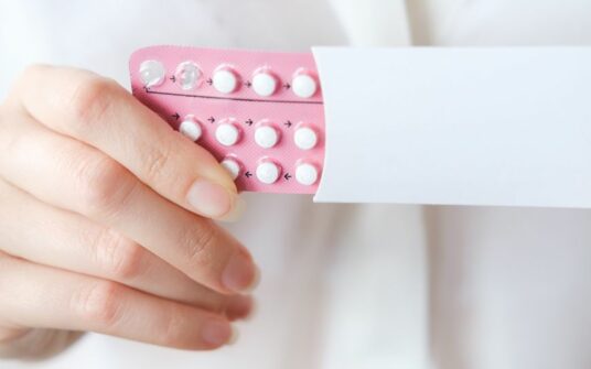 “Depresja i rak piersi”. Naukowcy ostrzegają przed antykoncepcją