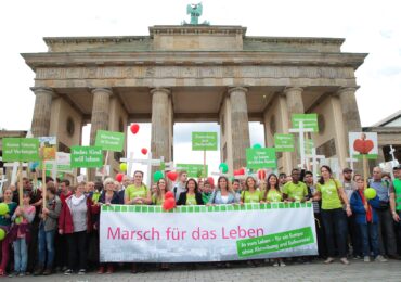 Niemcy: w Berlinie i Kolonii ponad 6 tys. uczestników Marszu dla Życia