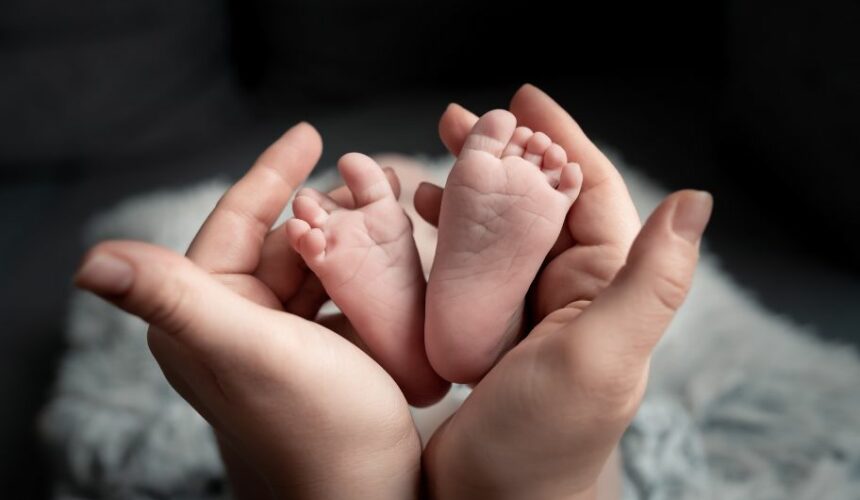 Raport: Aborcja w USA. Decyzja SN ocaliła 32 tys. dzieci