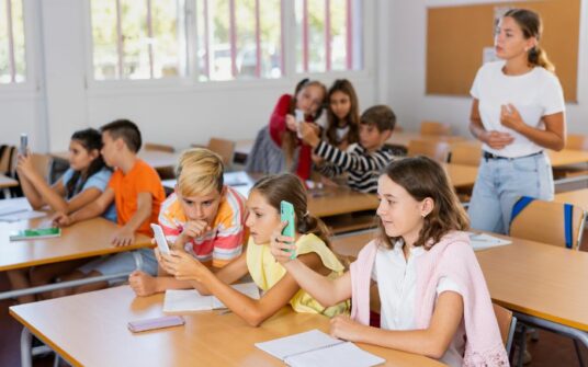 Lublin: będzie zakaz używania smartfonów w szkołach