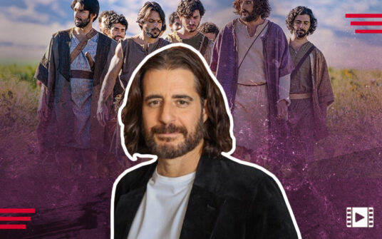 [NASZ WYWIAD] J. Roumie o roli w “The Chosen”: Ludzie innych wyznań dowiadują się o Jezusie