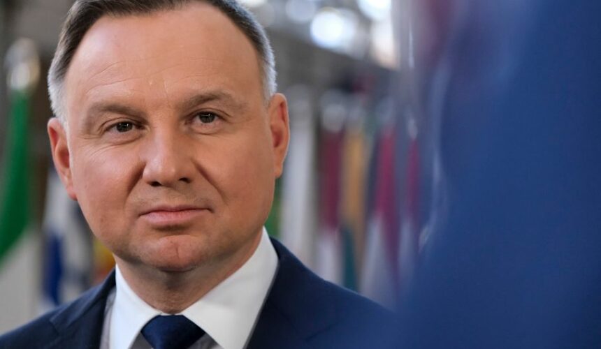 Andrzej Duda zawetował ustawę o pigułce dzień po