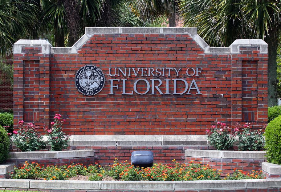 Uniwersytety Florydy zwolnił aktywistów gender/woke.