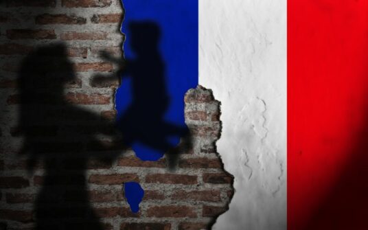 Małe ustępstwo, które pogrążyło naród – mroczny przykład Francji. Aborcja drogą do narodowego horroru (cz. 3)