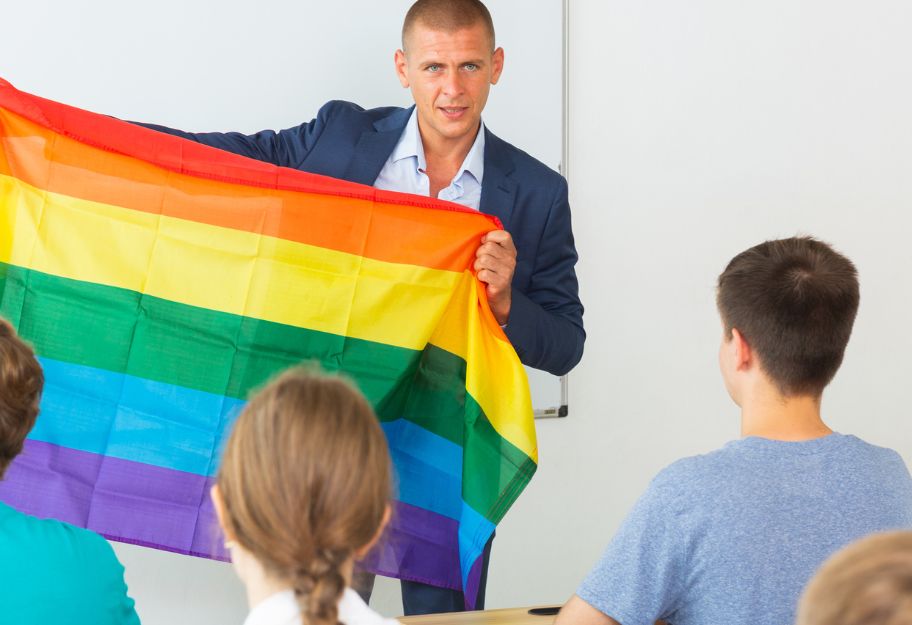 Prymas Czech przeciwko gender w szkołach