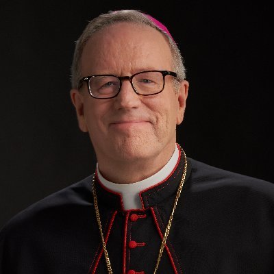 Arcybiskup Robert Barron z zadowoleniem przyjął dekret Trumpa chroniący dzieci