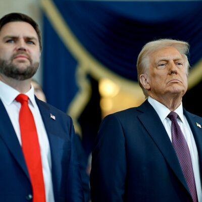 “Barbarzyństwo charakteryzuje się tym, że traktujemy niemowlęta jak uciążliwość”. Przemówienia Trumpa i Vance’a